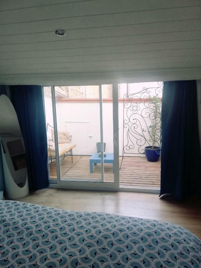 Duplex Denim Apartment Nîmes Exterior photo